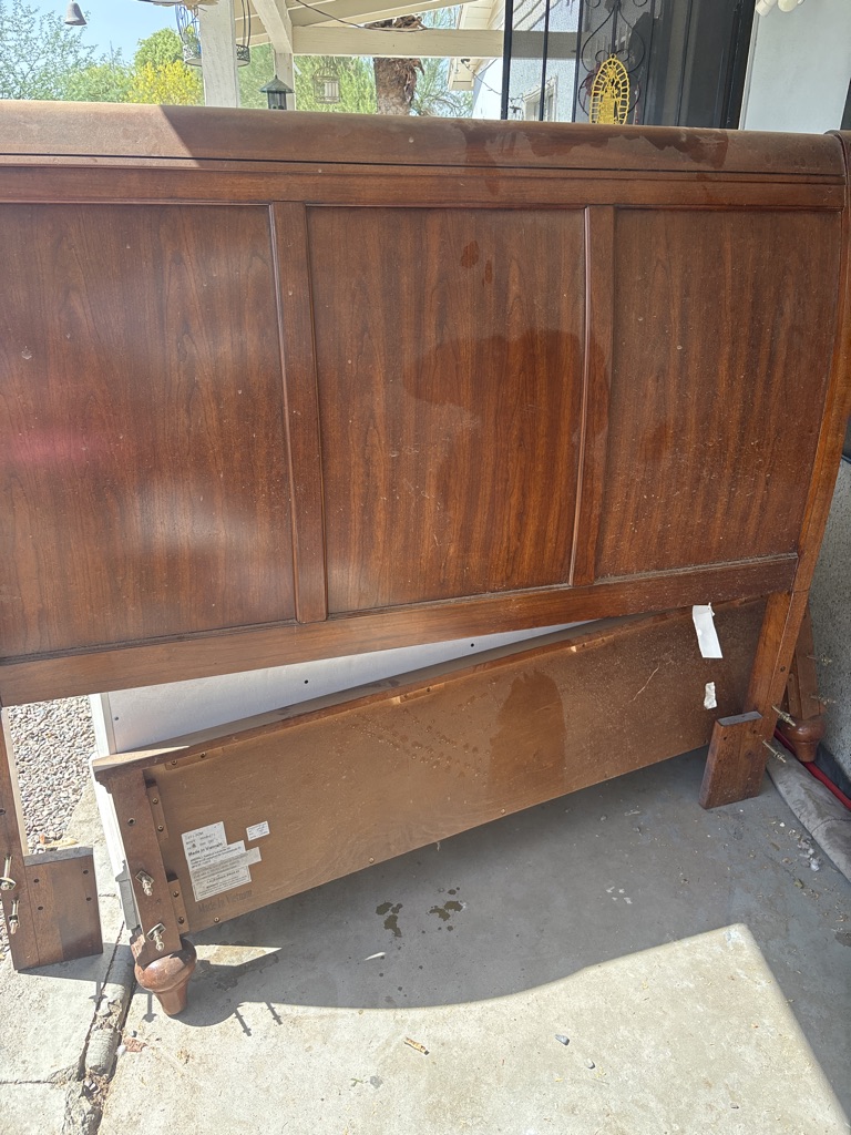 Free Beds n dressers