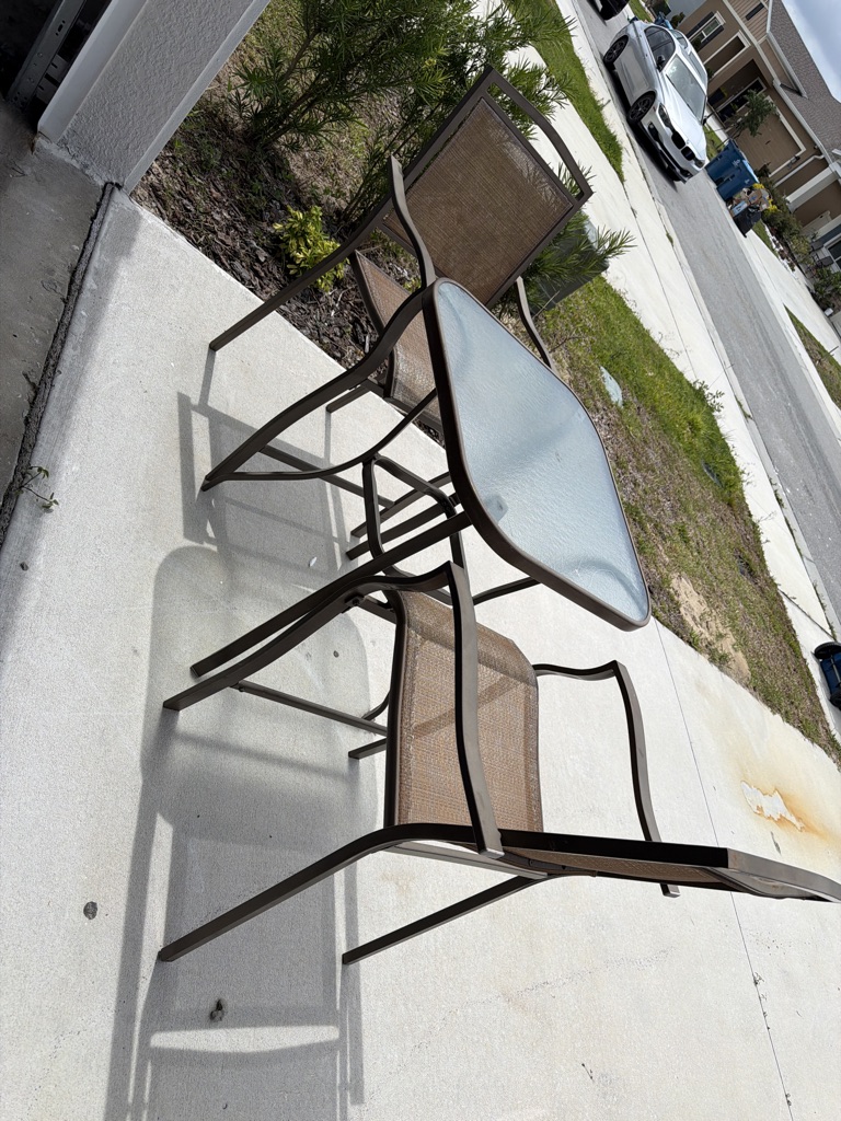 Free Patio set