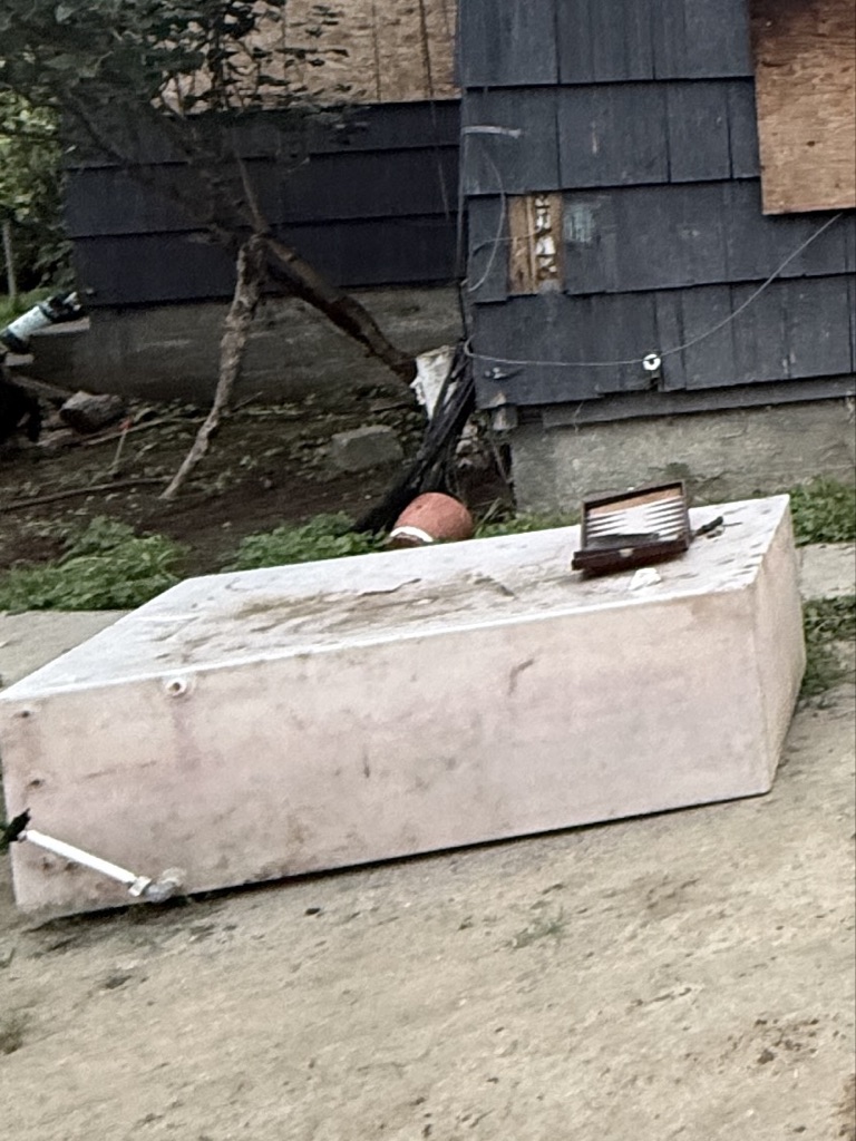 Free Water container