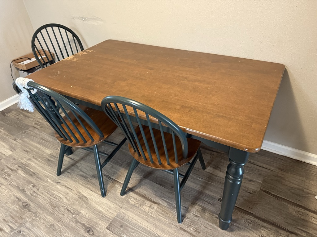 Free Dining Room Table