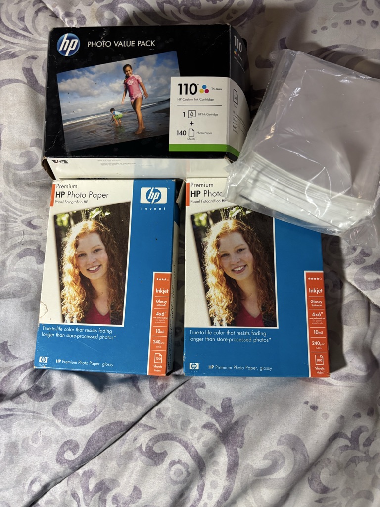 Free 300 pieces - 3 x 5 photo paper !!