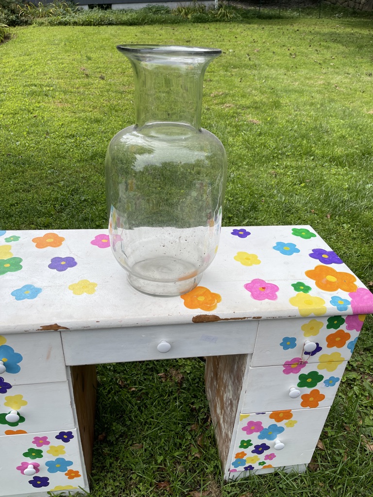 Free large glass vase Manchester Dr Mount Kisco