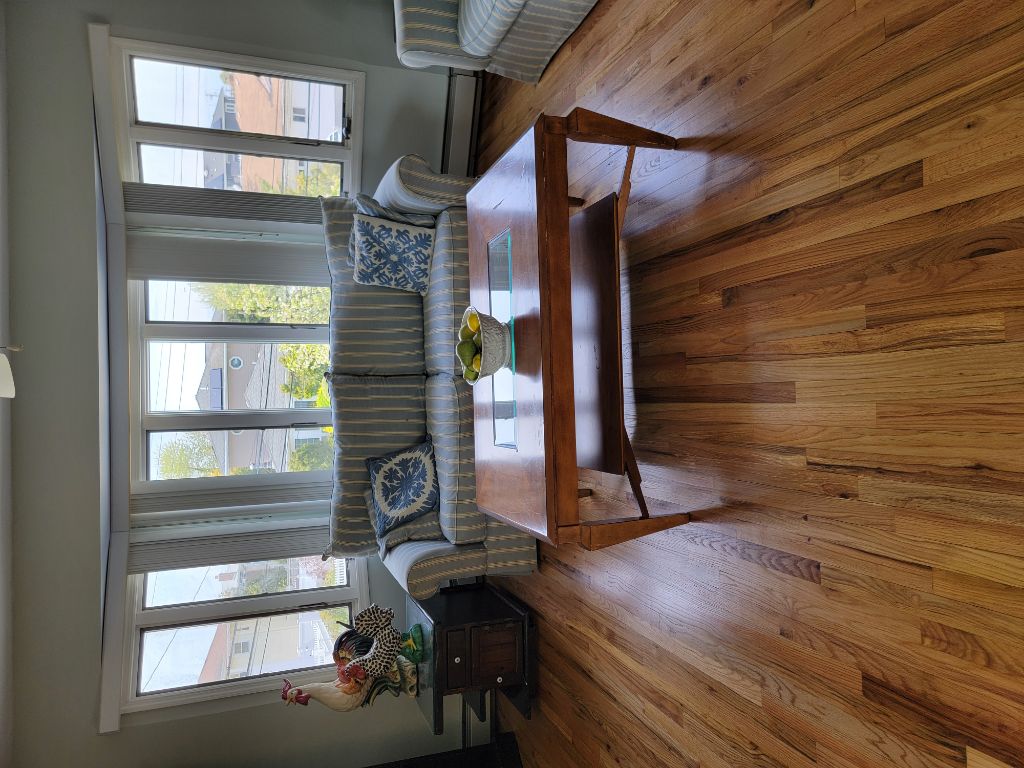 FREE FURNITURE SOFAS DININGROOM BEDROOM PICK UP ISLAND PARK NO HOLDS FIRST COME FIRST SERVED