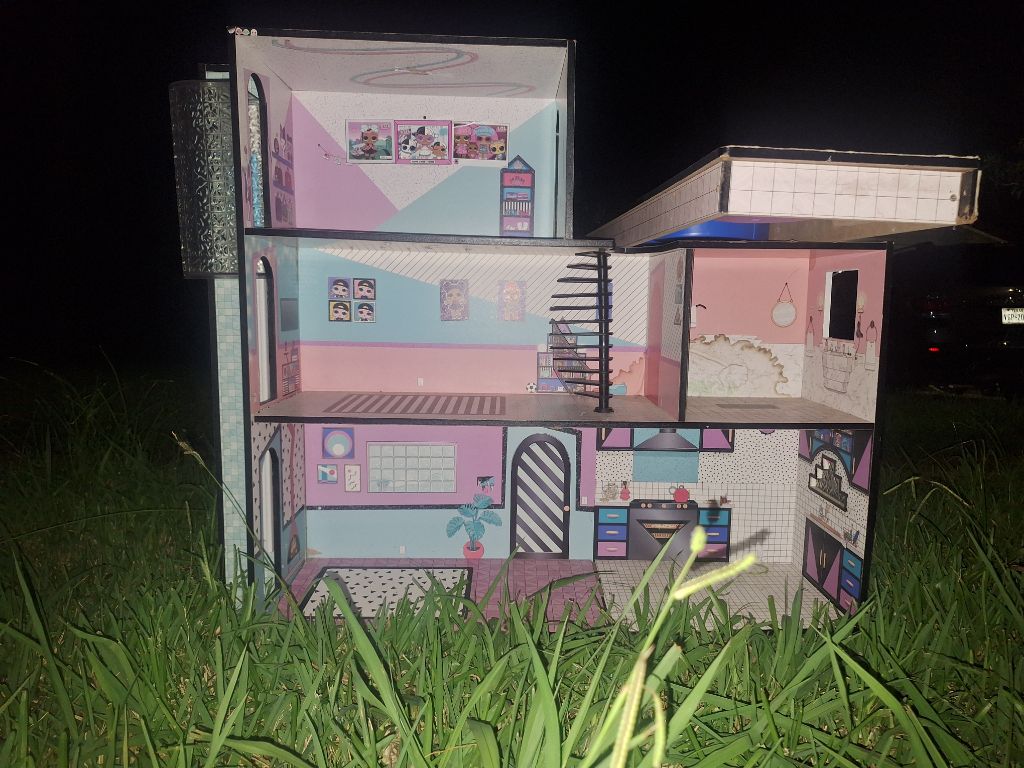 Free Brats Doll House
