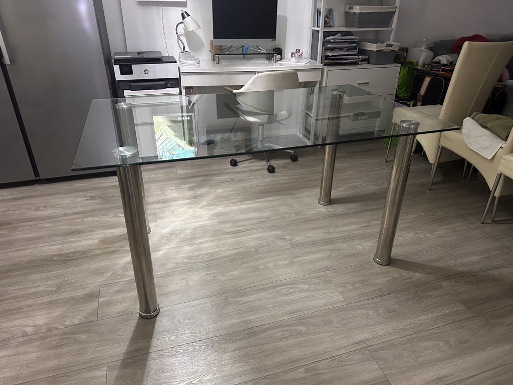 Free Dining set