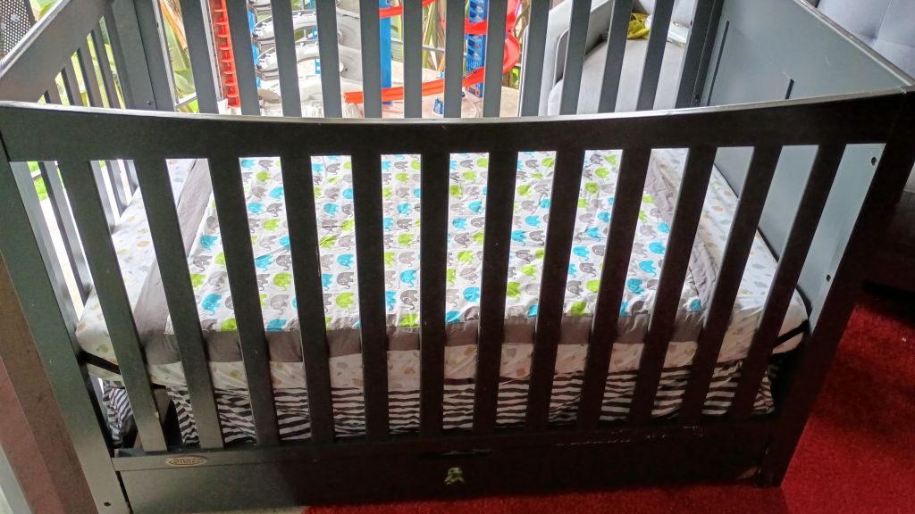 Free Baby crib