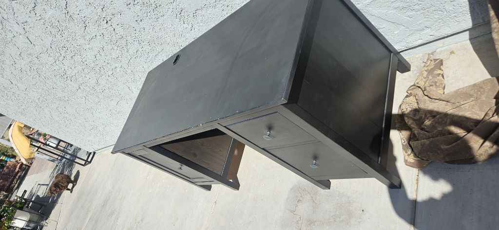 Free Black desk