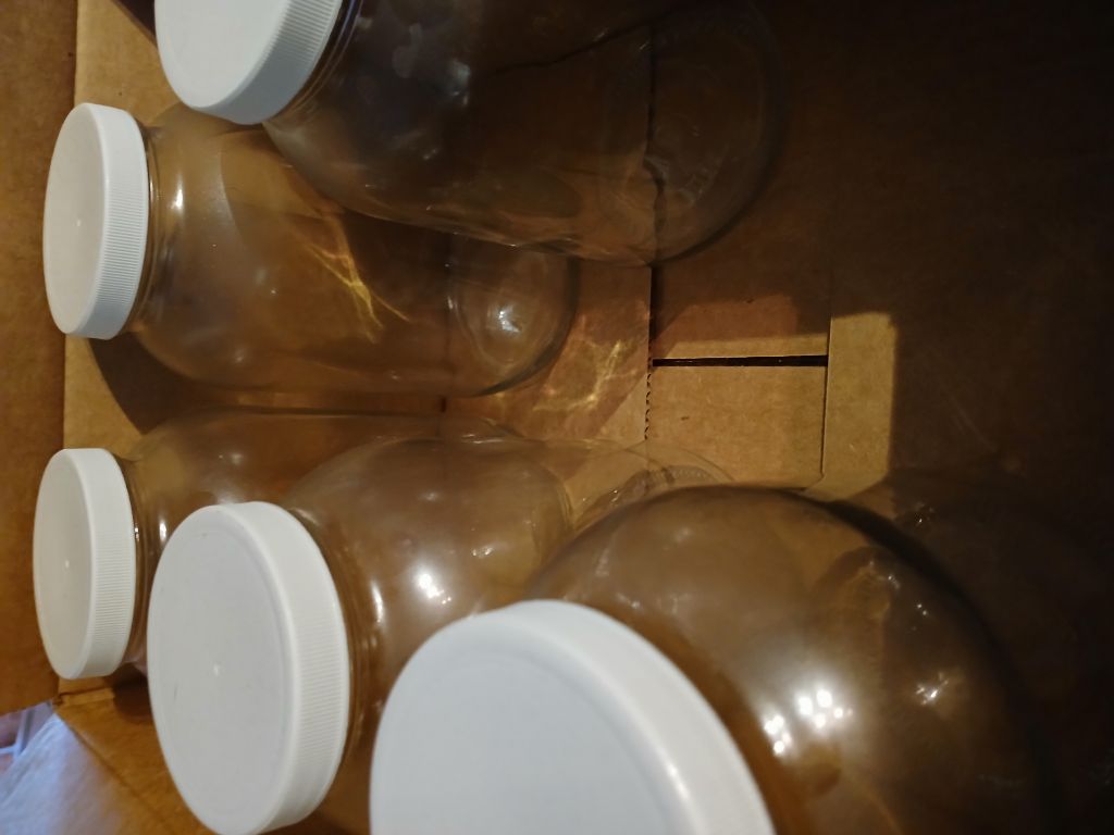 Free Miscellaneous kitchen wares