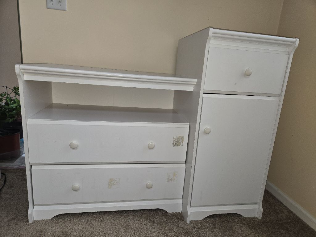 Free Baby Changing Table/Dresser Combo