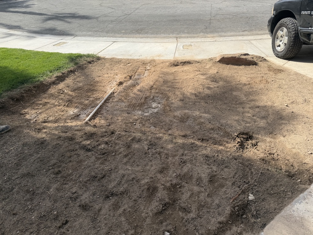 Free buckets of clean dirt