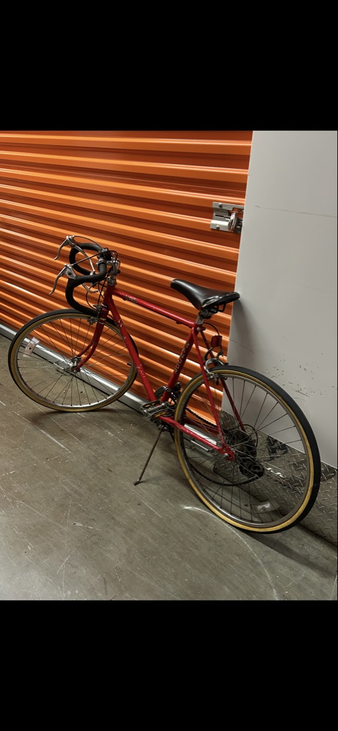 Free ❤️ 🚲 Red Bike