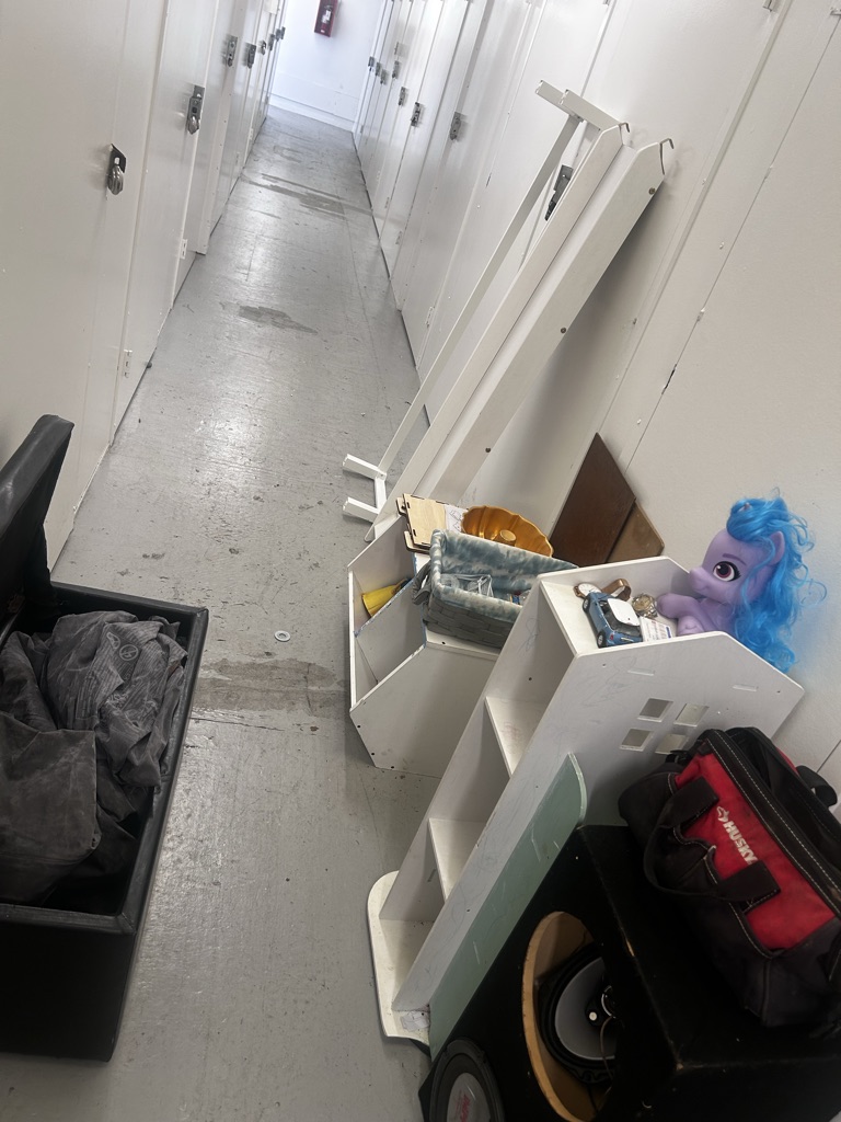 Free miscellaneous storage items