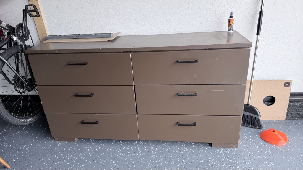 Free Solid Wood Dresser – 6 Drawers