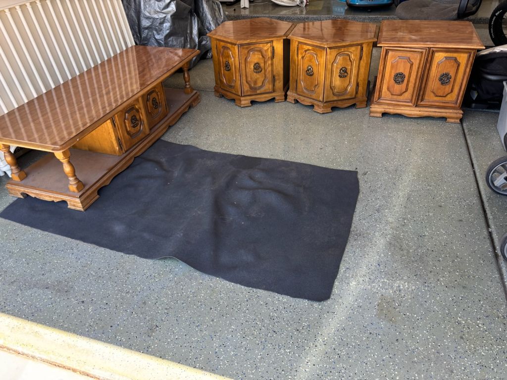 Free Antique Maple table set