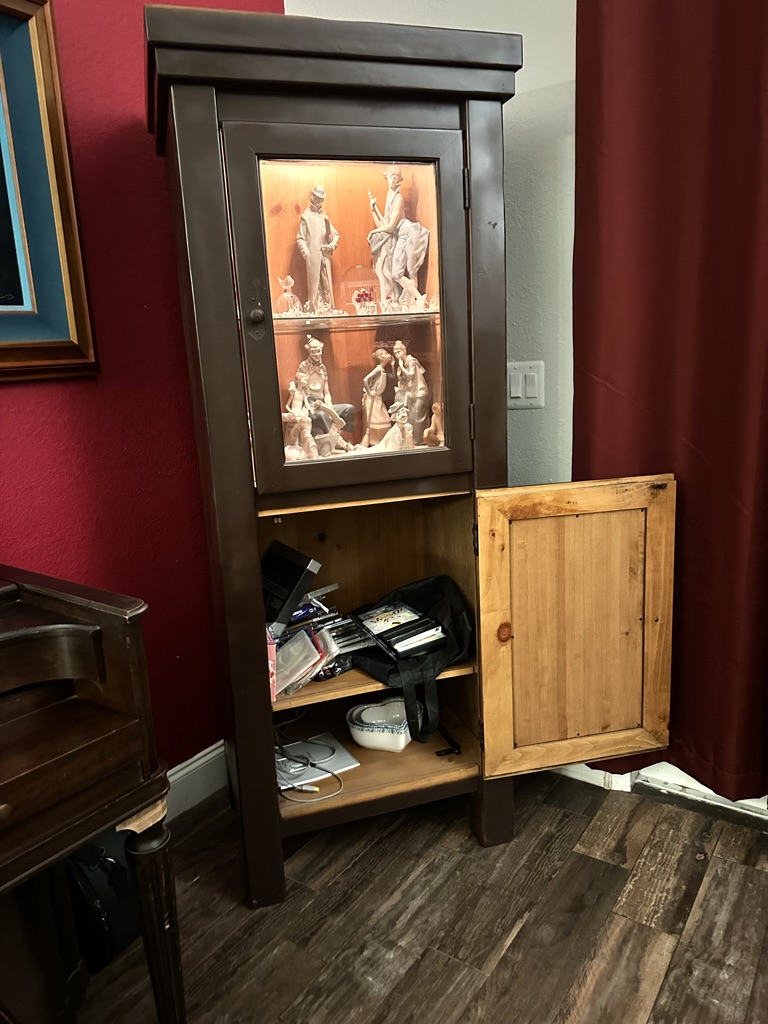 Free Two pieces of furniture
