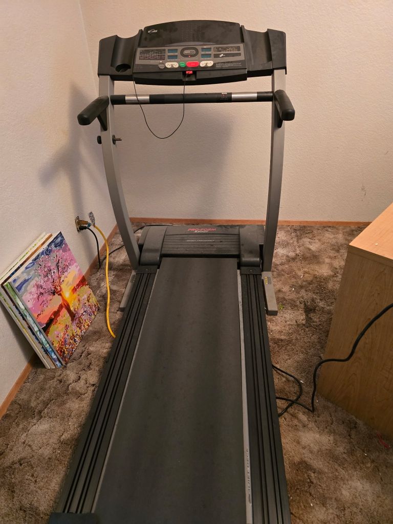 Free treadmill like new