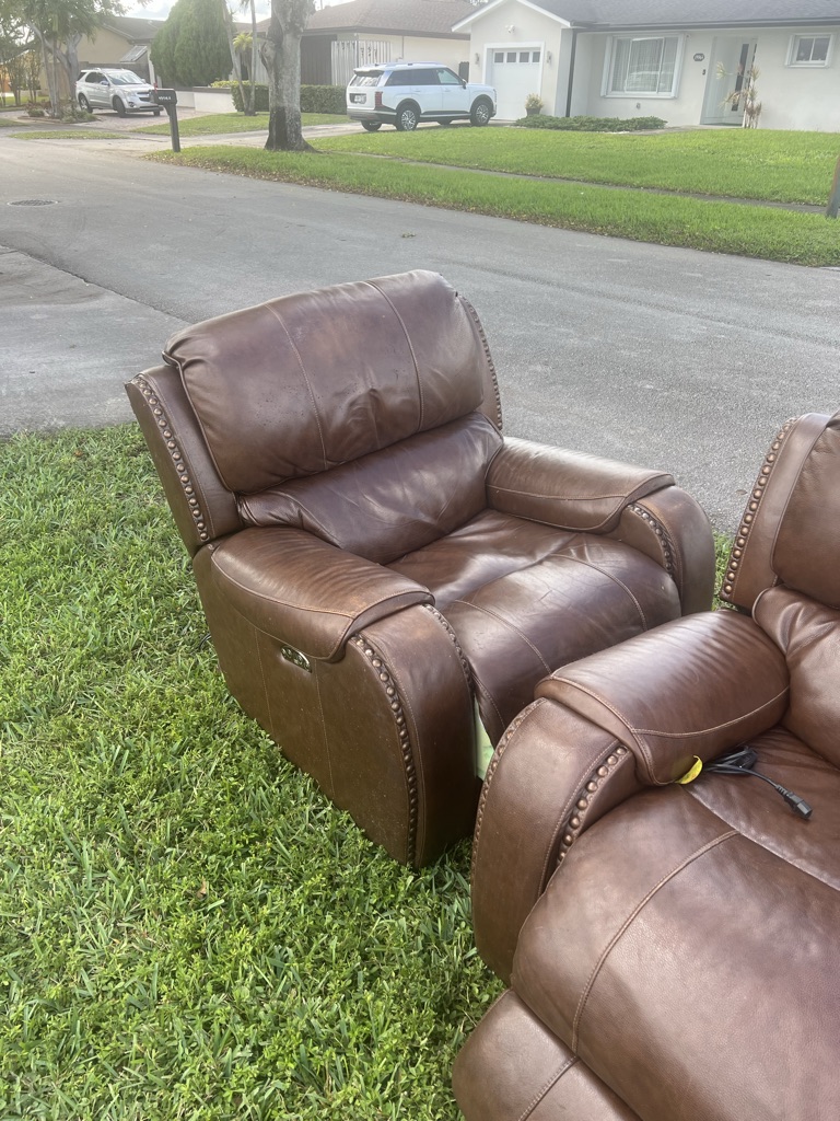 Free Electric Recliner Sofa and Chair