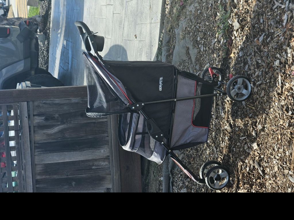 Free Pet Stroller