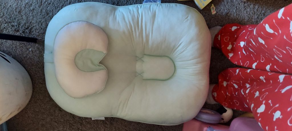 Free baby pillow/bed