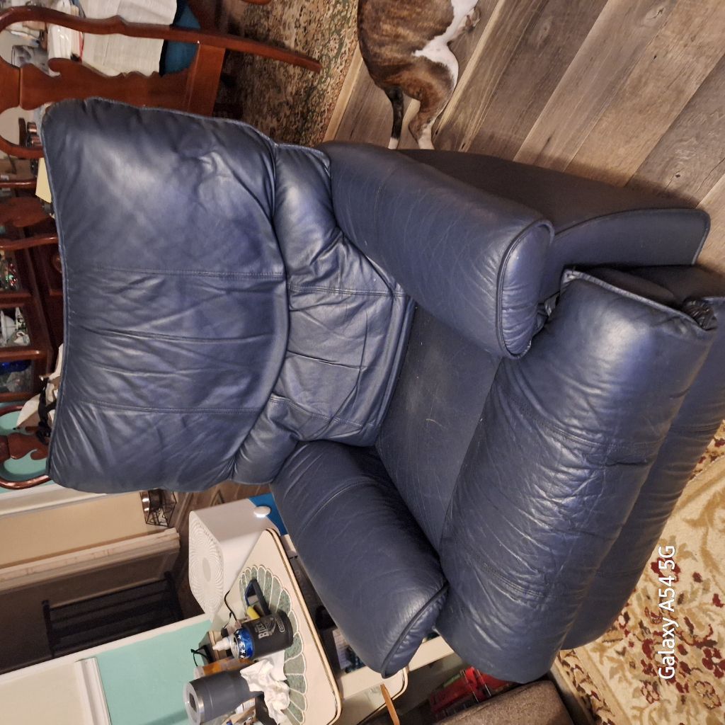 Free  recliner
