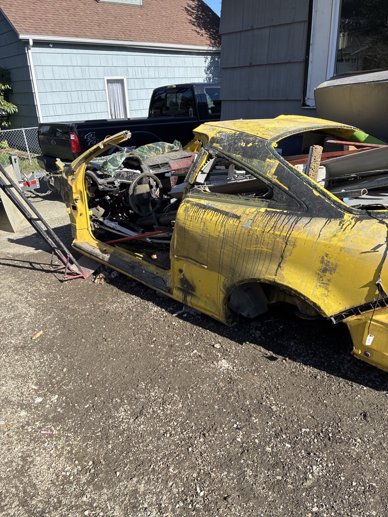 Free Scrap metal car and scrap inside it