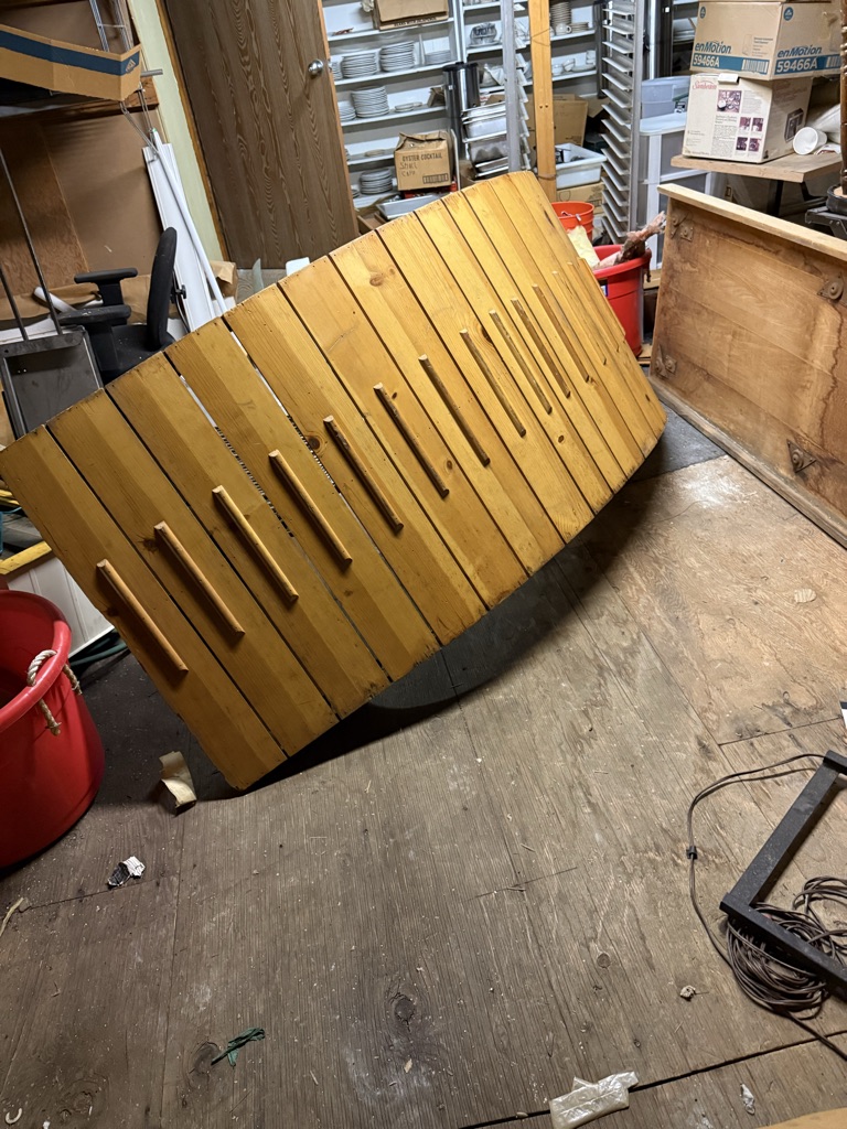 Free Old man cave bar