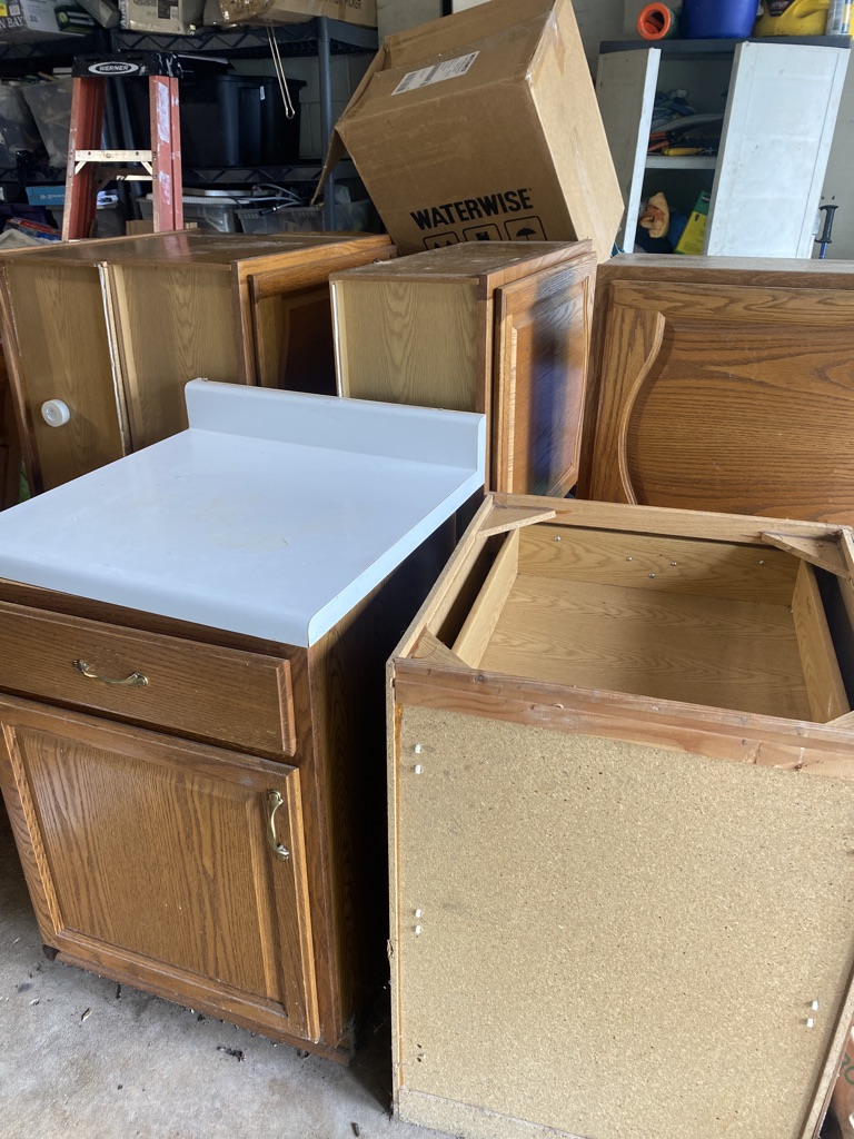 Free Kitchen, gabinetes