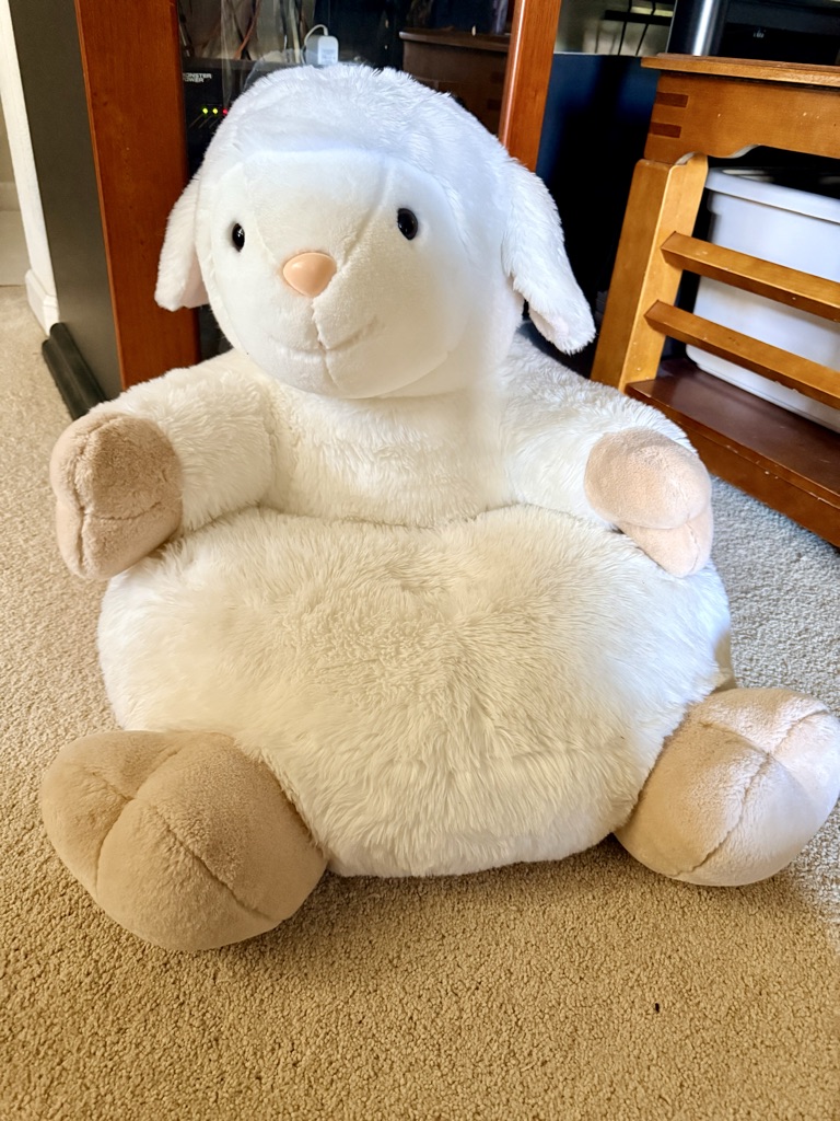Free Lamby chair