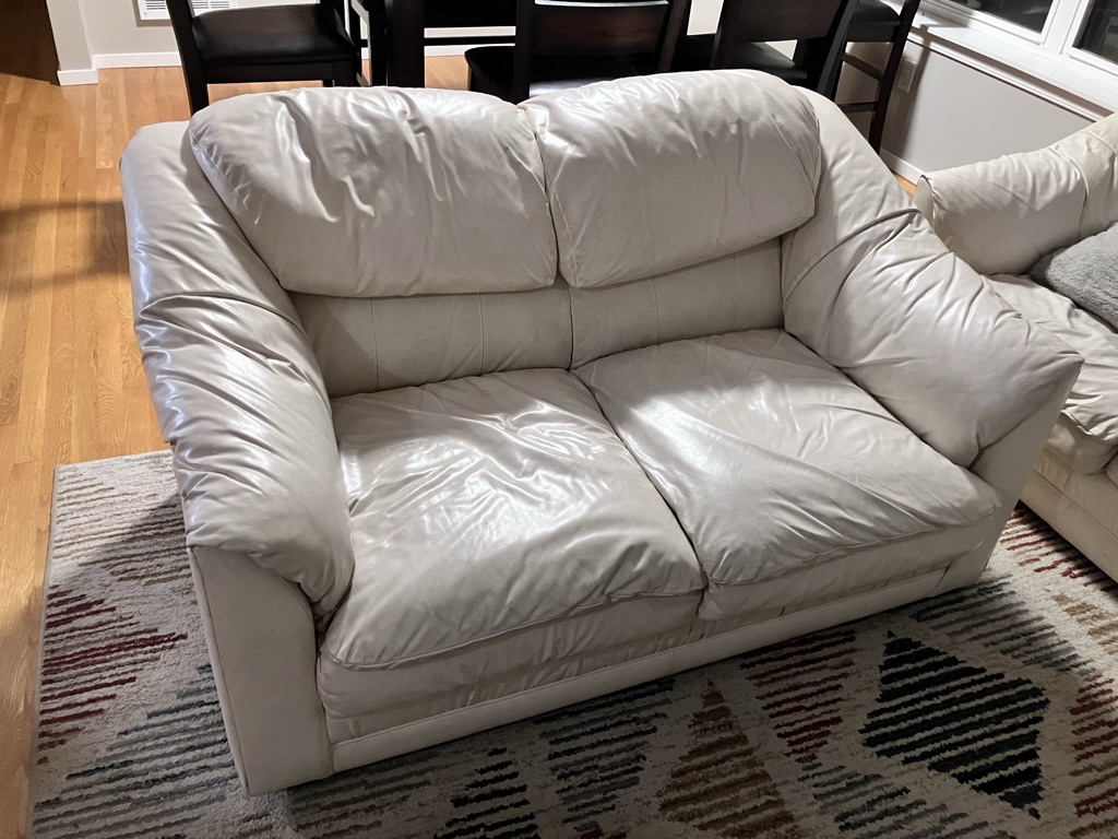 Free Sofa