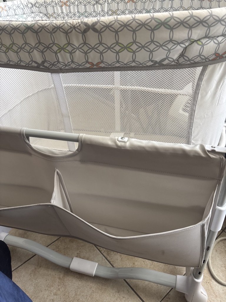 Free Bassinet