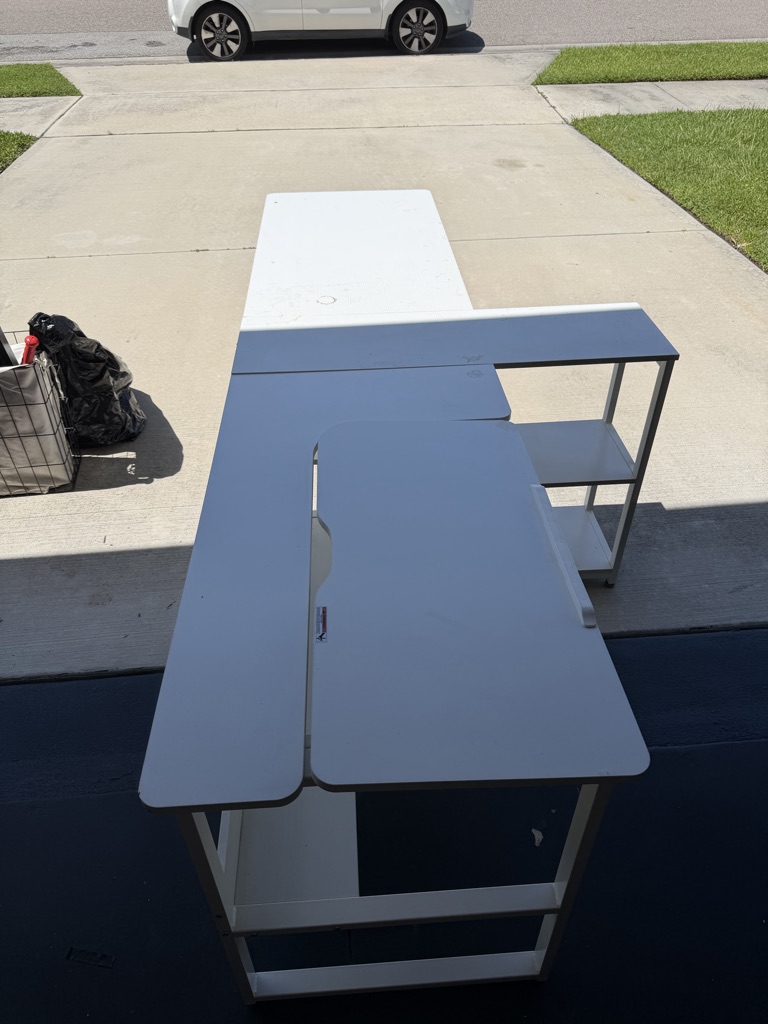 Free Desk
