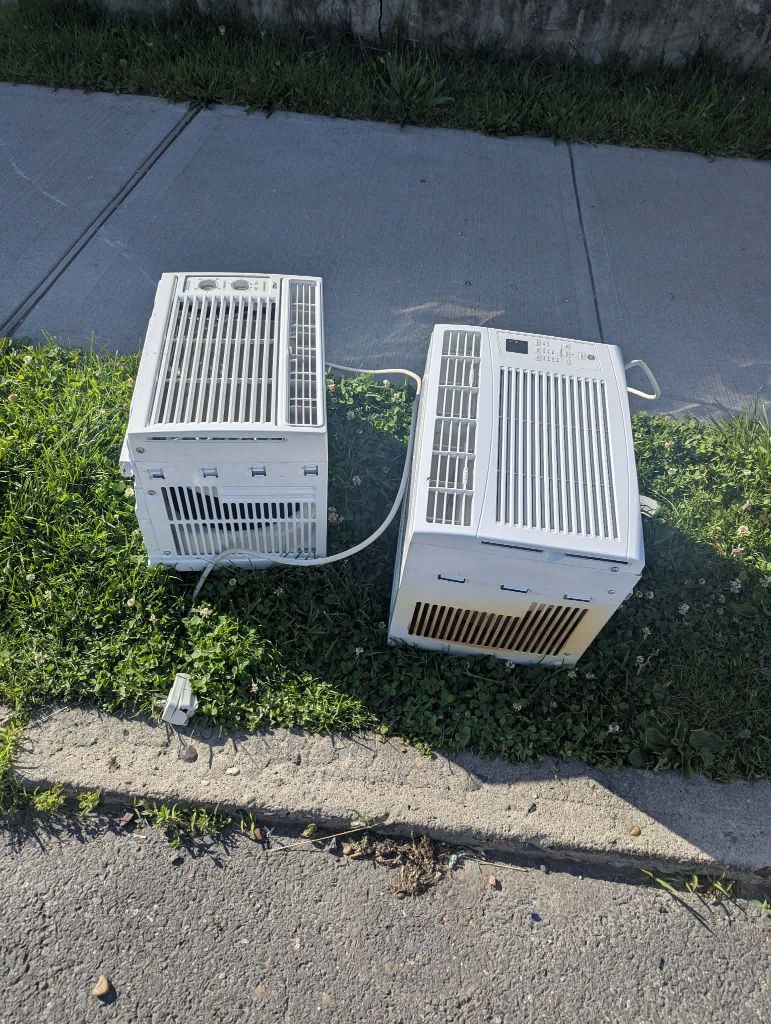 Free Air conditioner( south amboy)