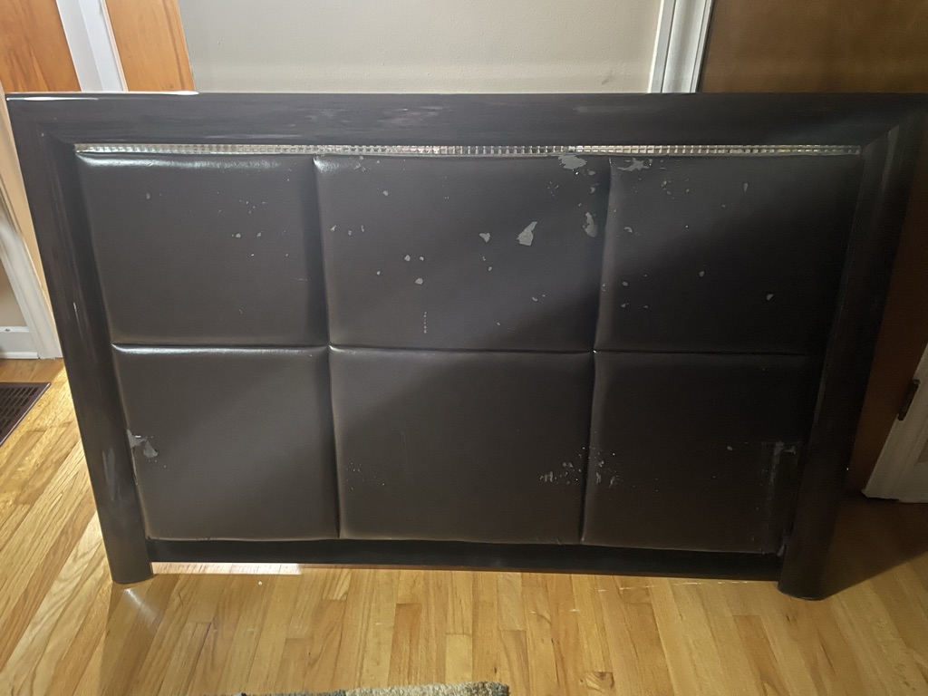 Free headboard