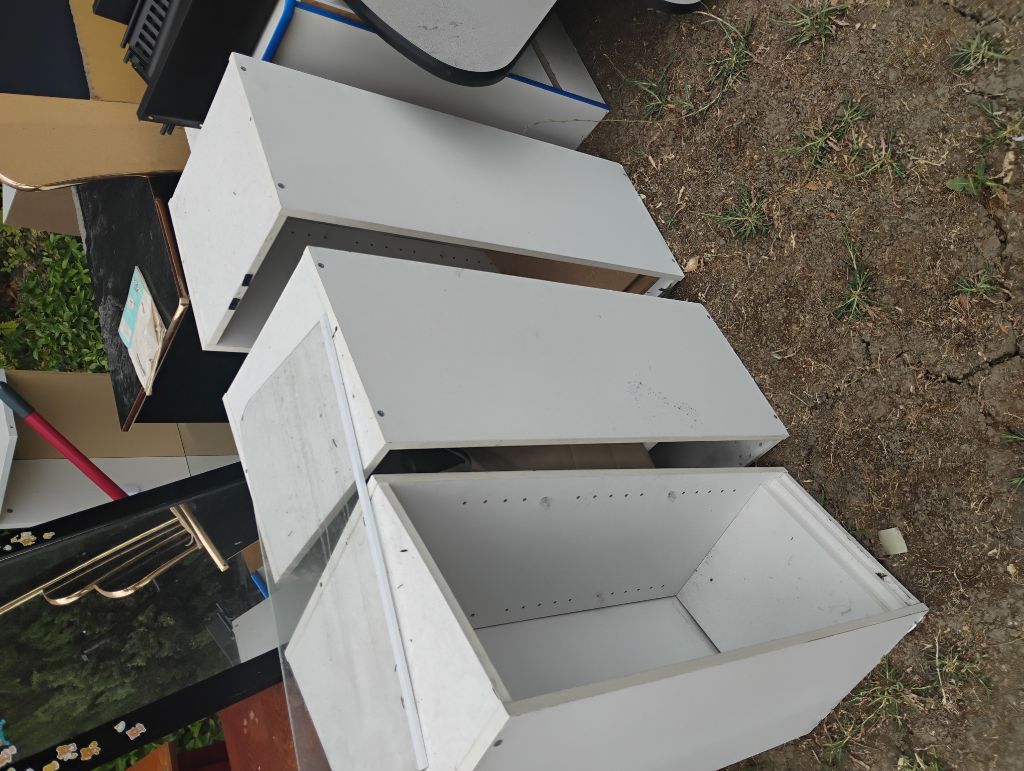 Free Tall Bisection Shelf
