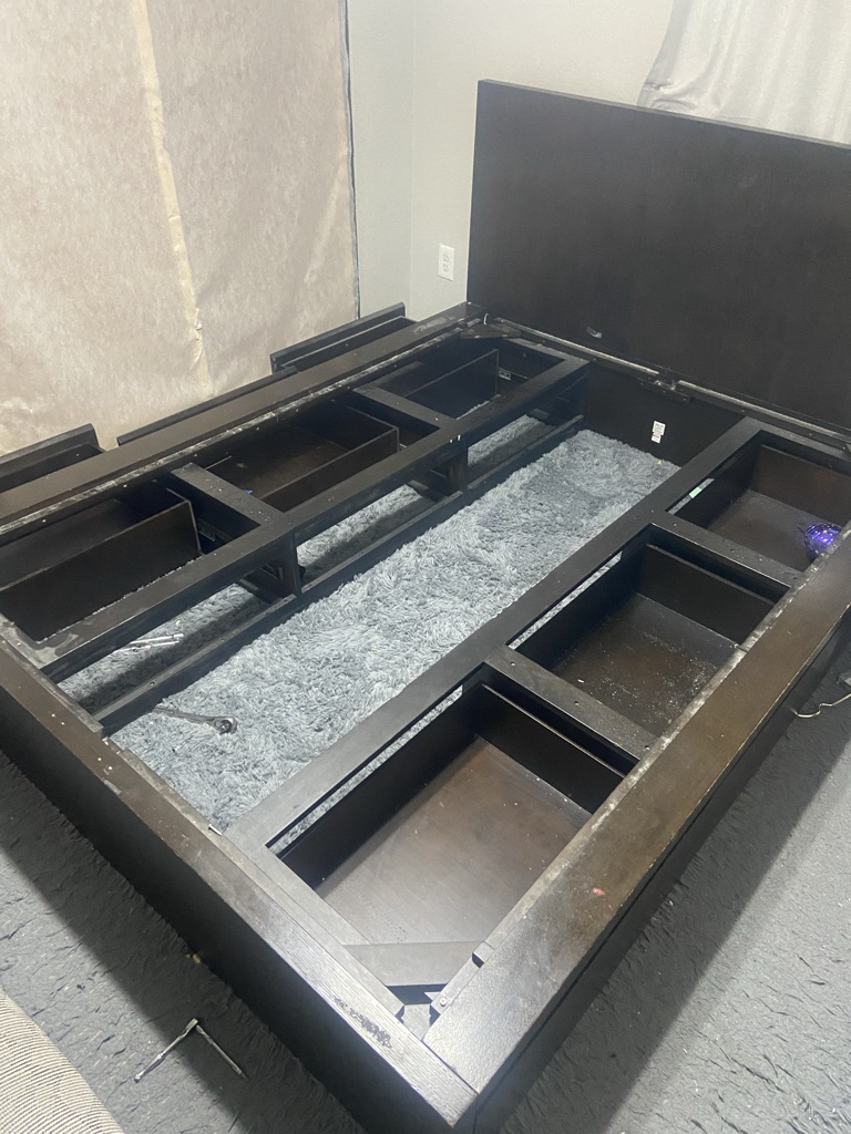 Free King Sized Wooden Bed Frame