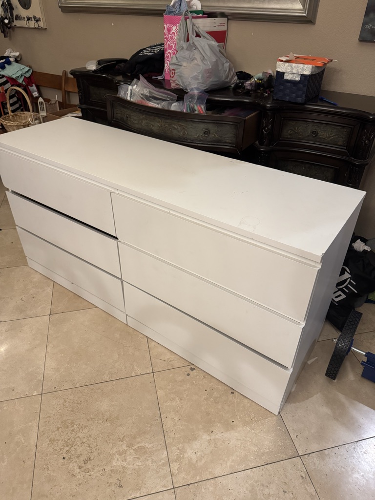 Free IKEA dresser