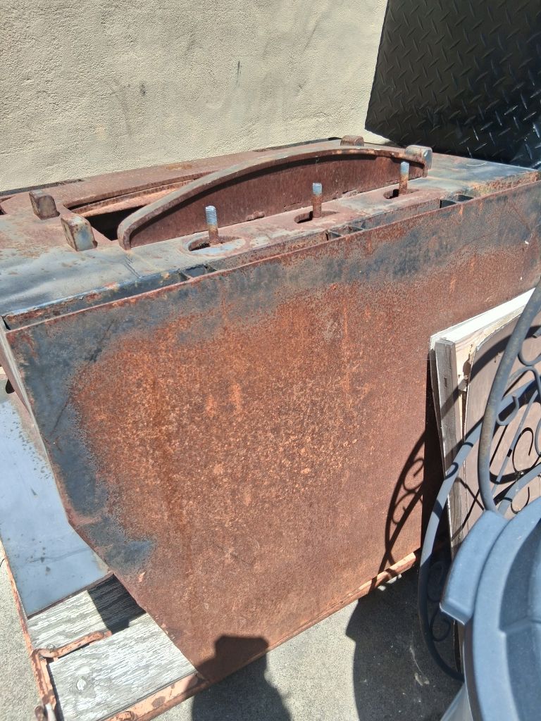 Free Hunk of metal