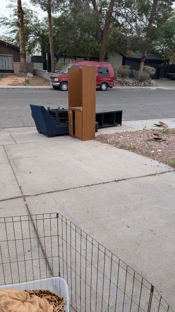 Free furniture trop and Eastern