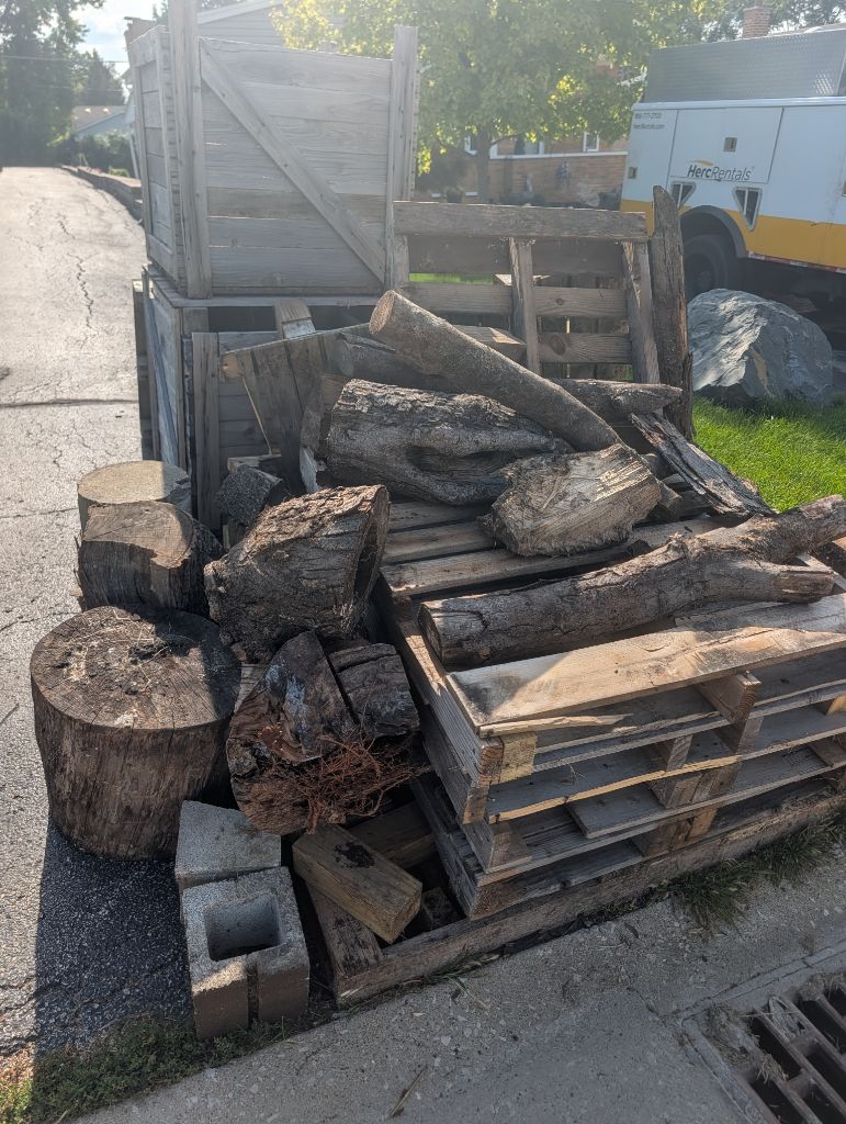 Free Wood, Pallets, Boxes