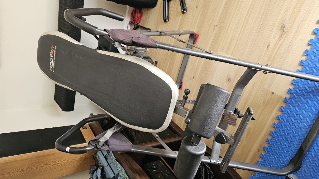 Free Inversion traction table