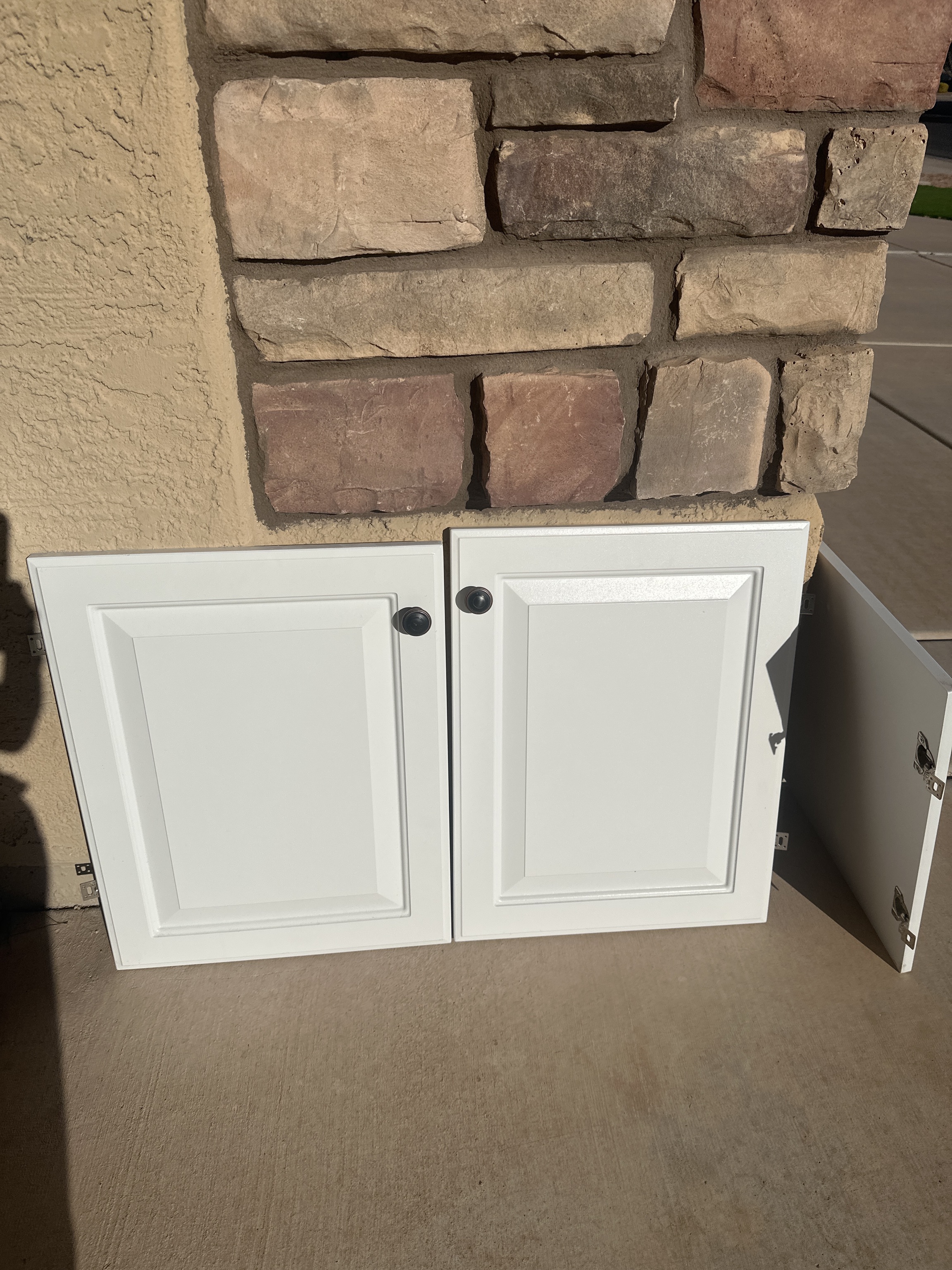 Free White cabinet doors Gilbert