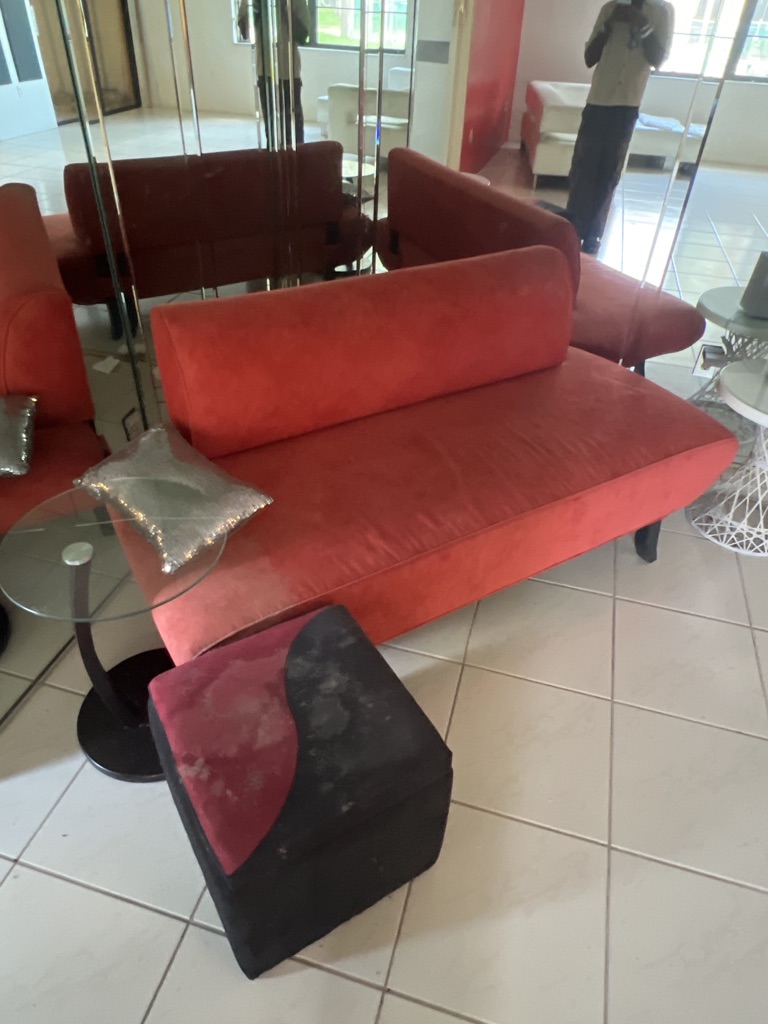 Free Love Seat