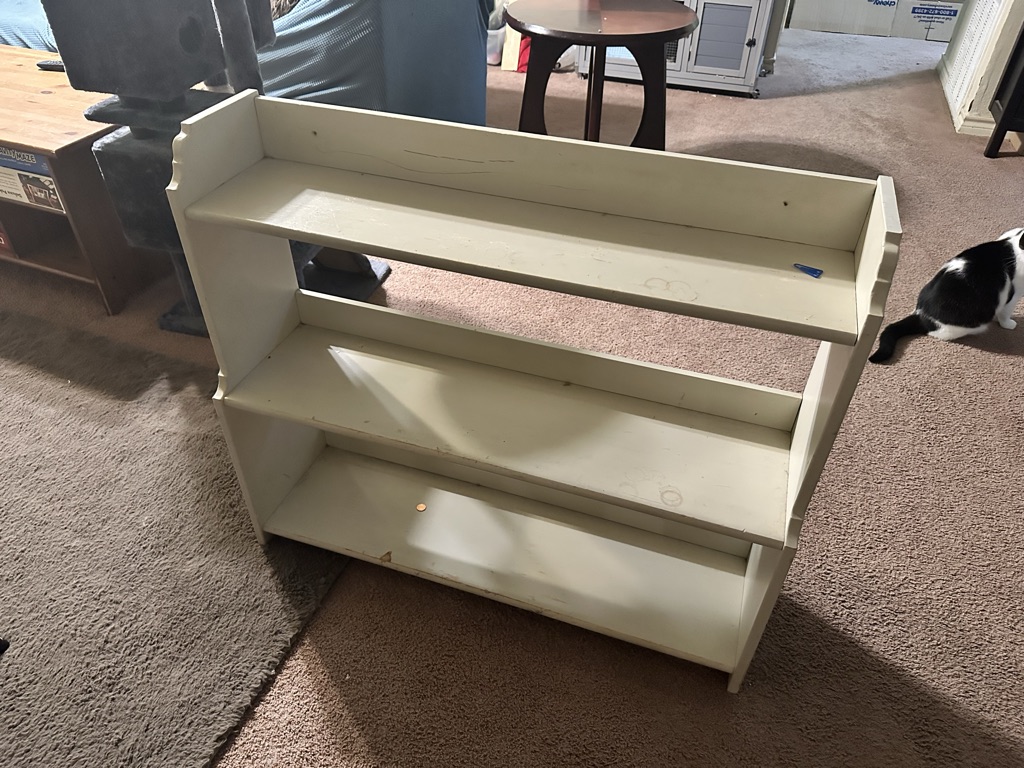 Free White shelf