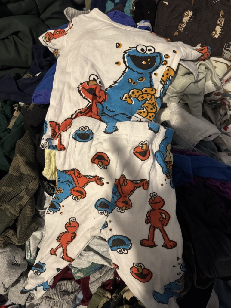 Free Bag of baby boy clothes 12m and under