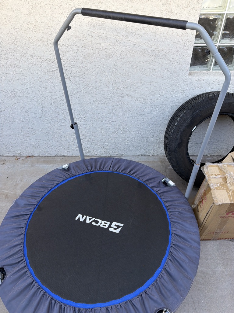 Free B CAN  mini trampoline
