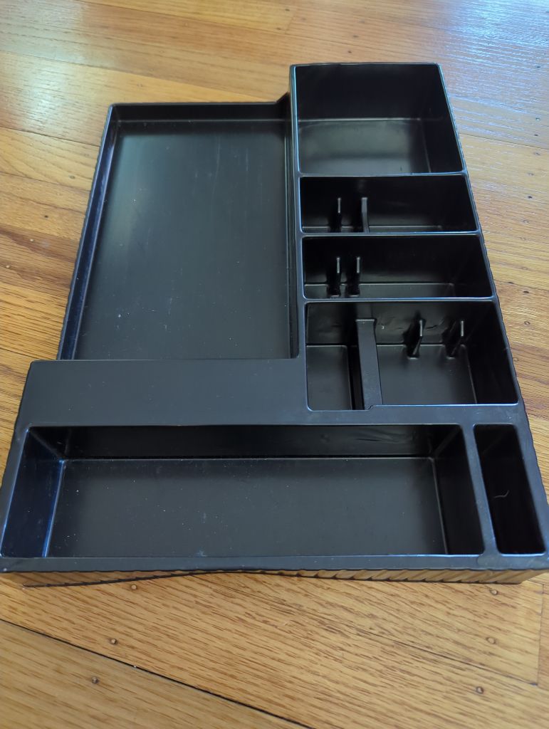 Free Gloomhaven PLASTIC INSERT ONLY
