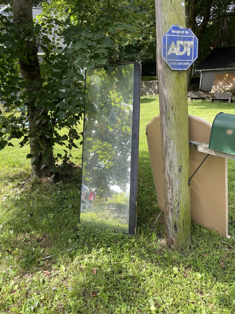 Free desk and Mirrors Manchester Dr Mount Kisco