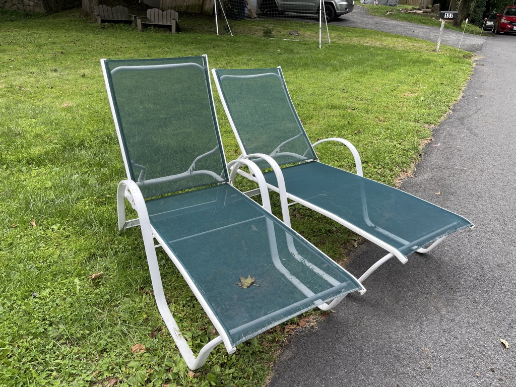 Free Two chaise lounge chairs, Manchester Dr Mount Kisco NY