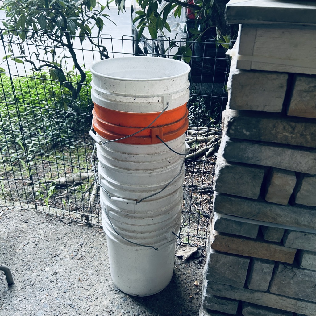 Free buckets