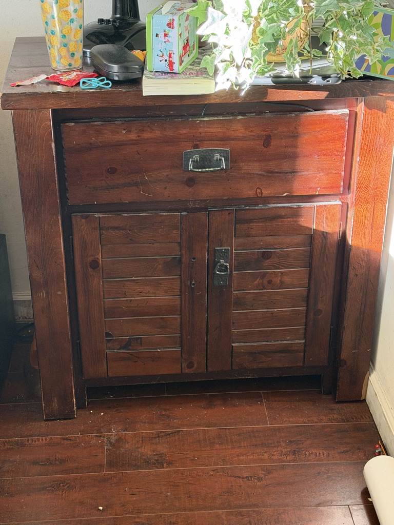 Free Nightstand
